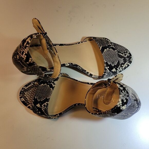 NINE WEST WOMEN"S SNAKESKIN PRINT DESIGN OPEN TOE SANDAL - Picture 9 of 16